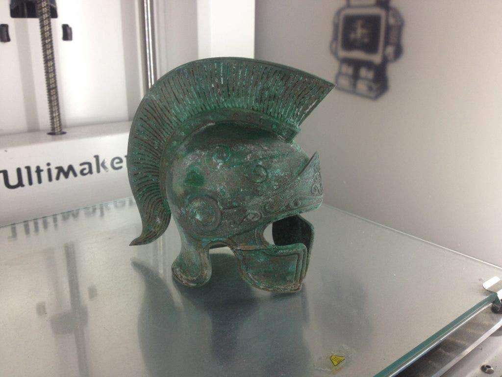 Create an Ancient Greek Helmet with ColorFabb Bronzefill: A Historical Replica Brought to Life