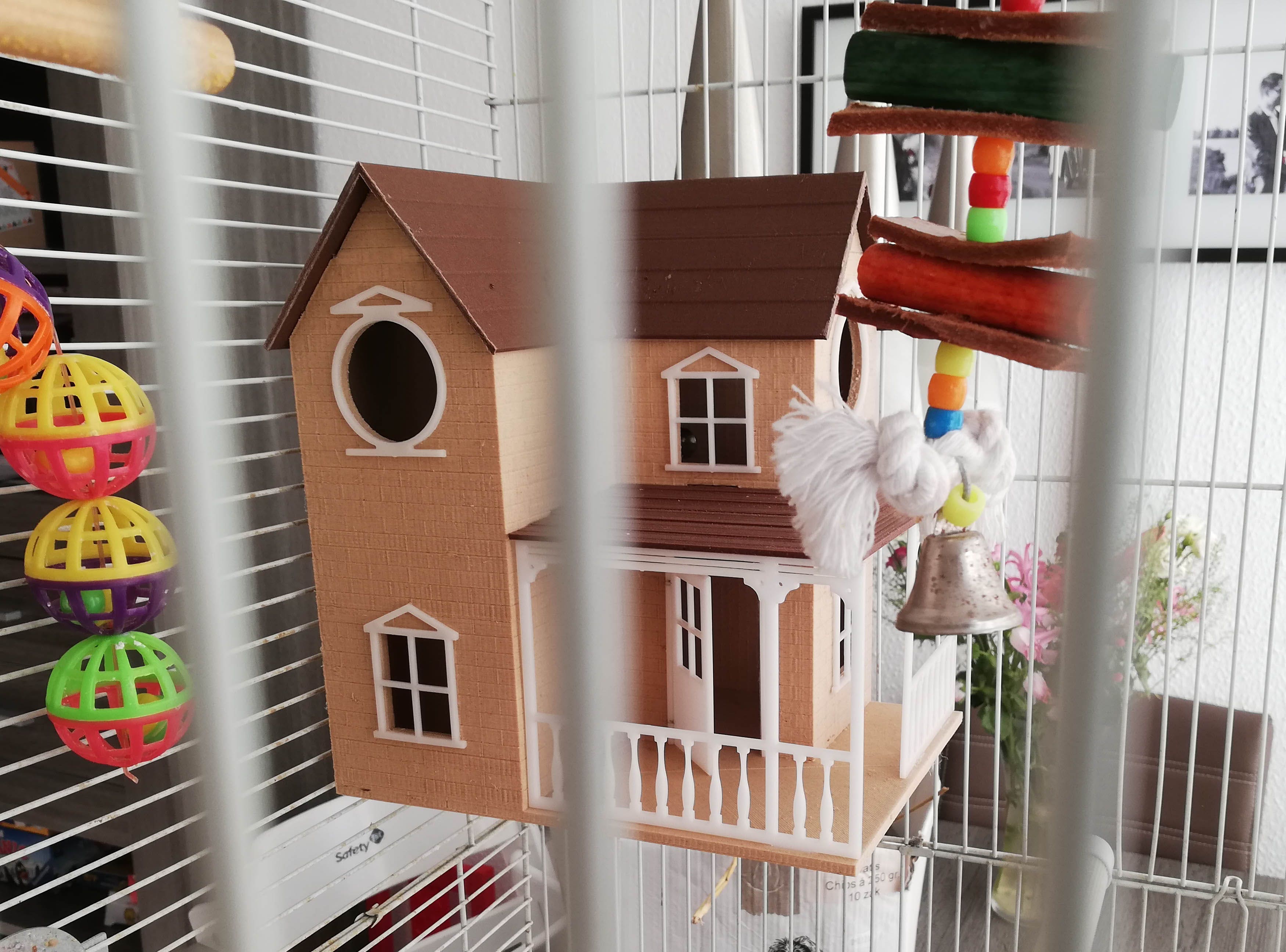Bird house made with woodFill Bird house made with woodFill - Luuk Steitner